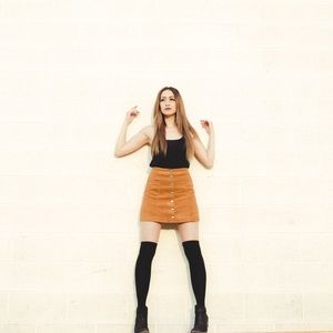 h&m suede mini skirt